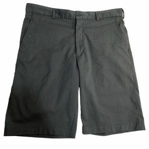 SNAKE EYES Dry-18 Golf Shorts Flat Front Size 36 Pockets Black Gray Pinstriped